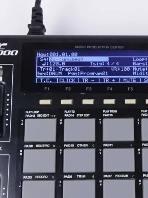 AKAI MPC-1000 LCD Display Schwarz mit Kabel | Deal